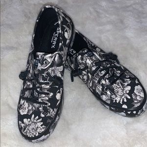 SPERRY Seacoast Floral Flooded Sneaker